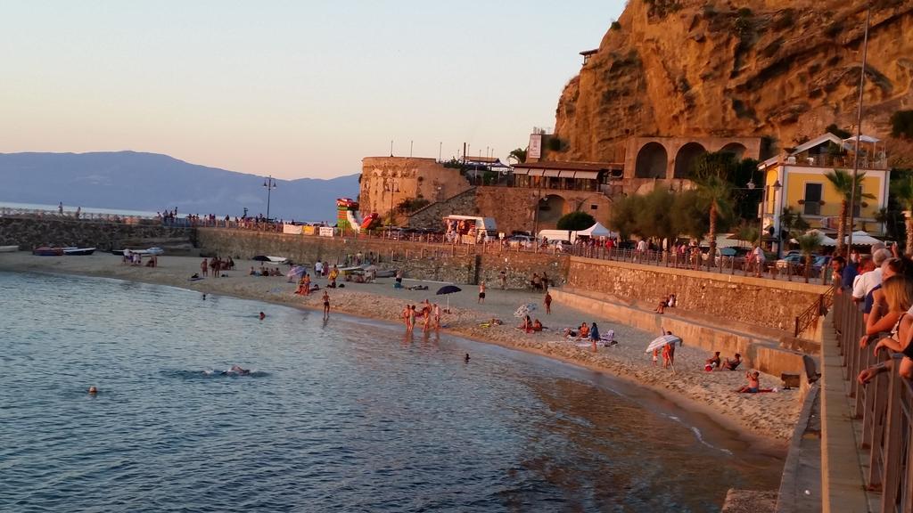 Le Ville Di Porto Ada Πίτσο Εξωτερικό φωτογραφία